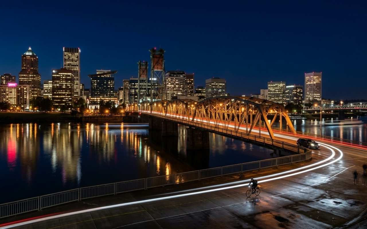 Downtown Portland & Nightlife Districts
